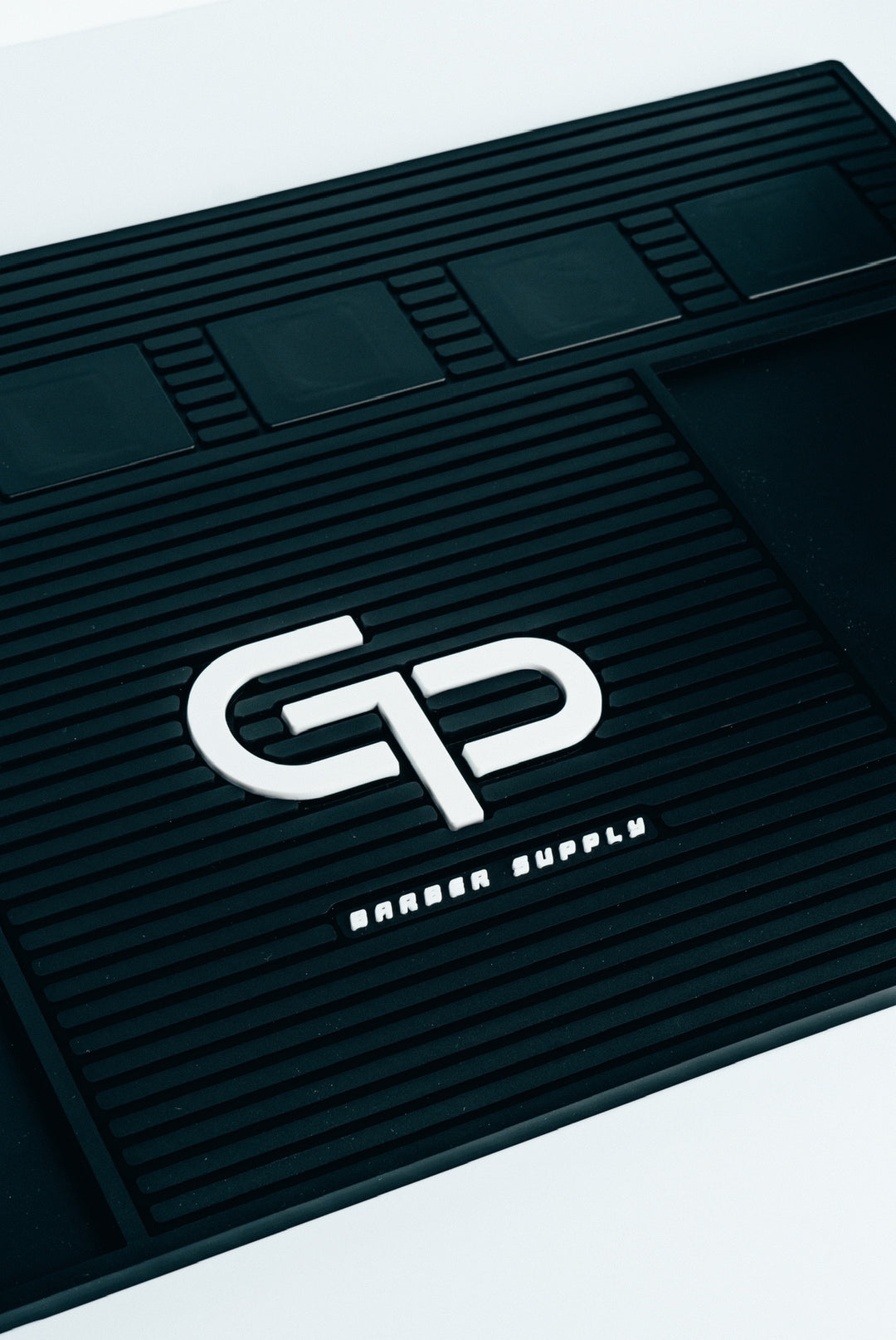 GP Magnetic Barber Mat – 6 Magnet Design